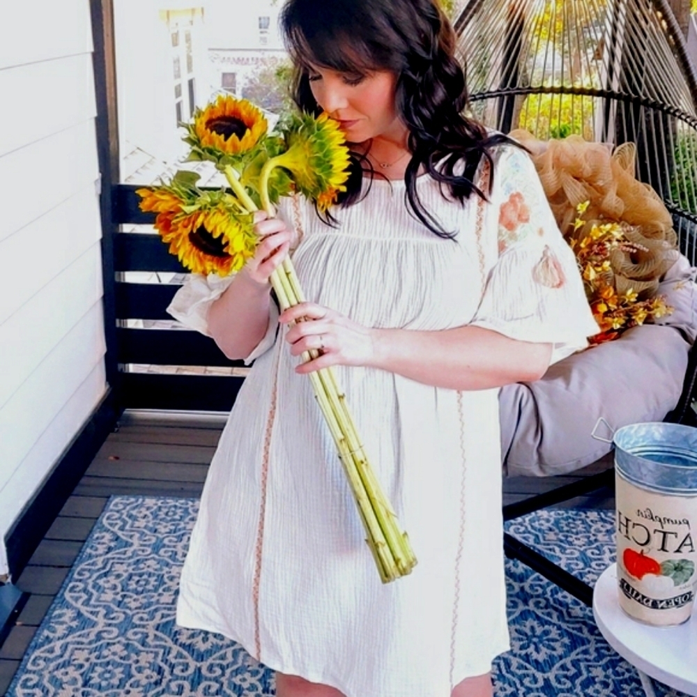 Boho Embroidered Shift Dress White Cotton Flowy Festival NWT - Picture 2 of 10